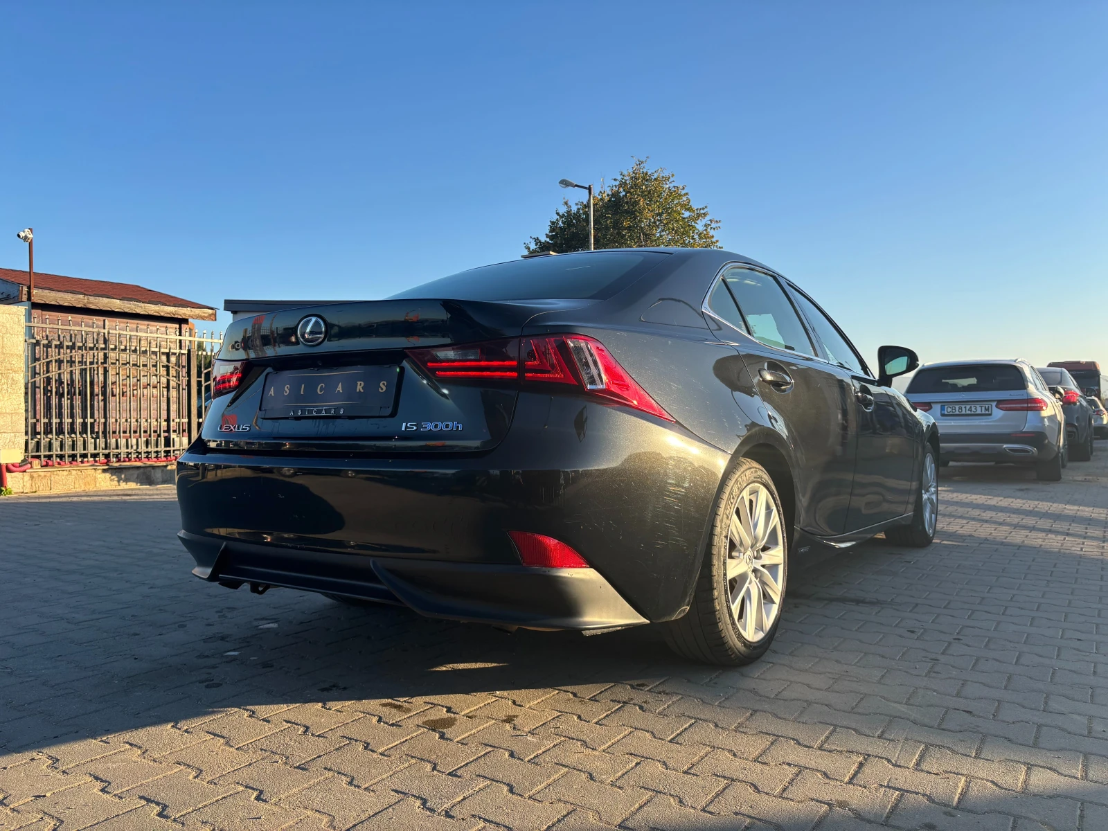 Lexus IS 300 2.5I/HYBRID AUTOMATIC EURO 5B - изображение 5