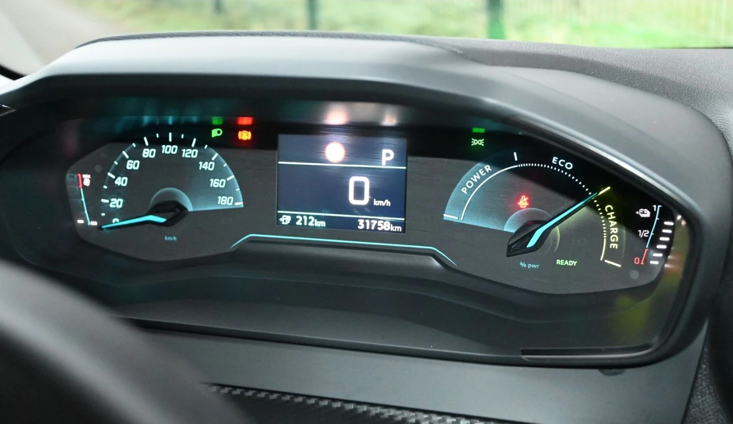 Peugeot 208 E-ACTIVE/136HP/PDC/DAB/ECO-LED/TEMPOMAT/334v - изображение 10