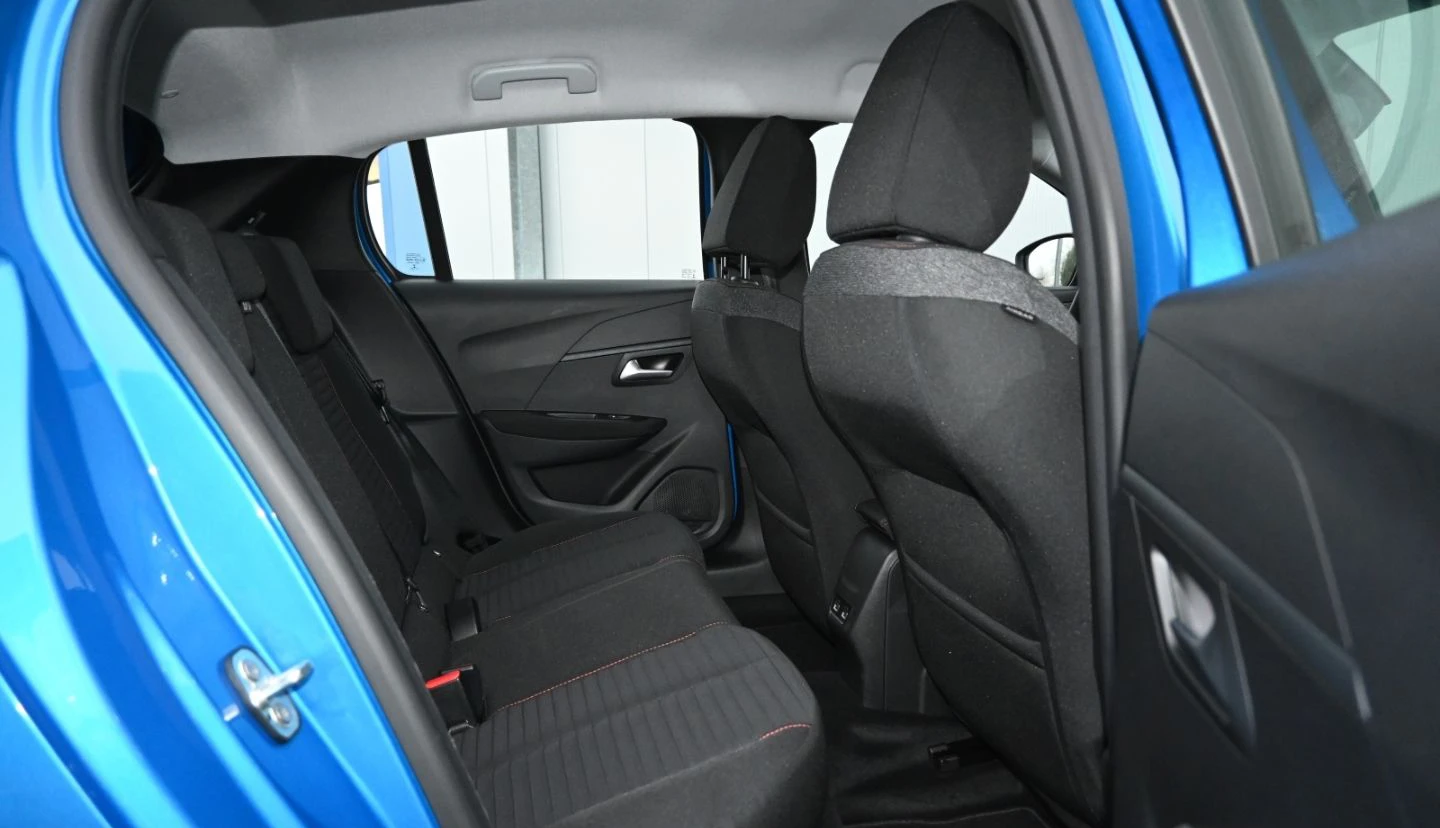 Peugeot 208 E-ACTIVE/136HP/PDC/DAB/ECO-LED/TEMPOMAT/334v | Mobile.bg   13