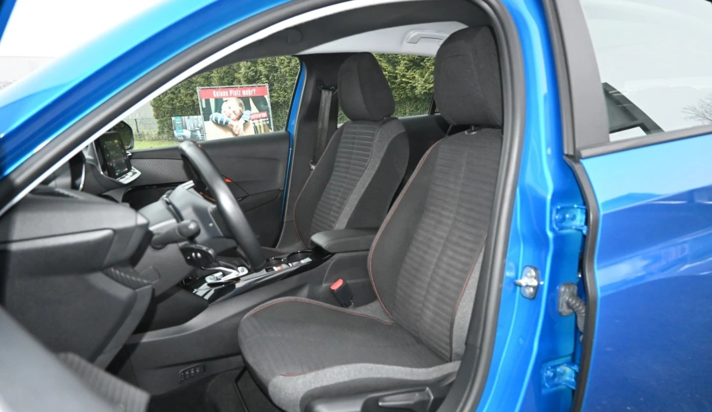 Peugeot 208 E-ACTIVE/136HP/PDC/DAB/ECO-LED/TEMPOMAT/334v | Mobile.bg   11