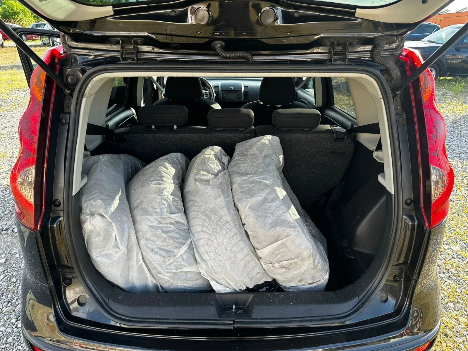 Nissan Note 1.4 - NAVI - изображение 9