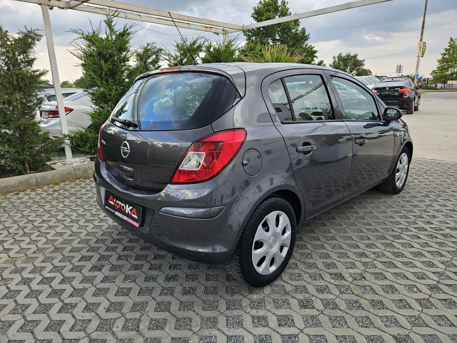 Opel Corsa 1.2i-85кс= ФАБРИЧНА ГАЗ= 150.000КМ= КЛИМАТИК= FACE - изображение 3