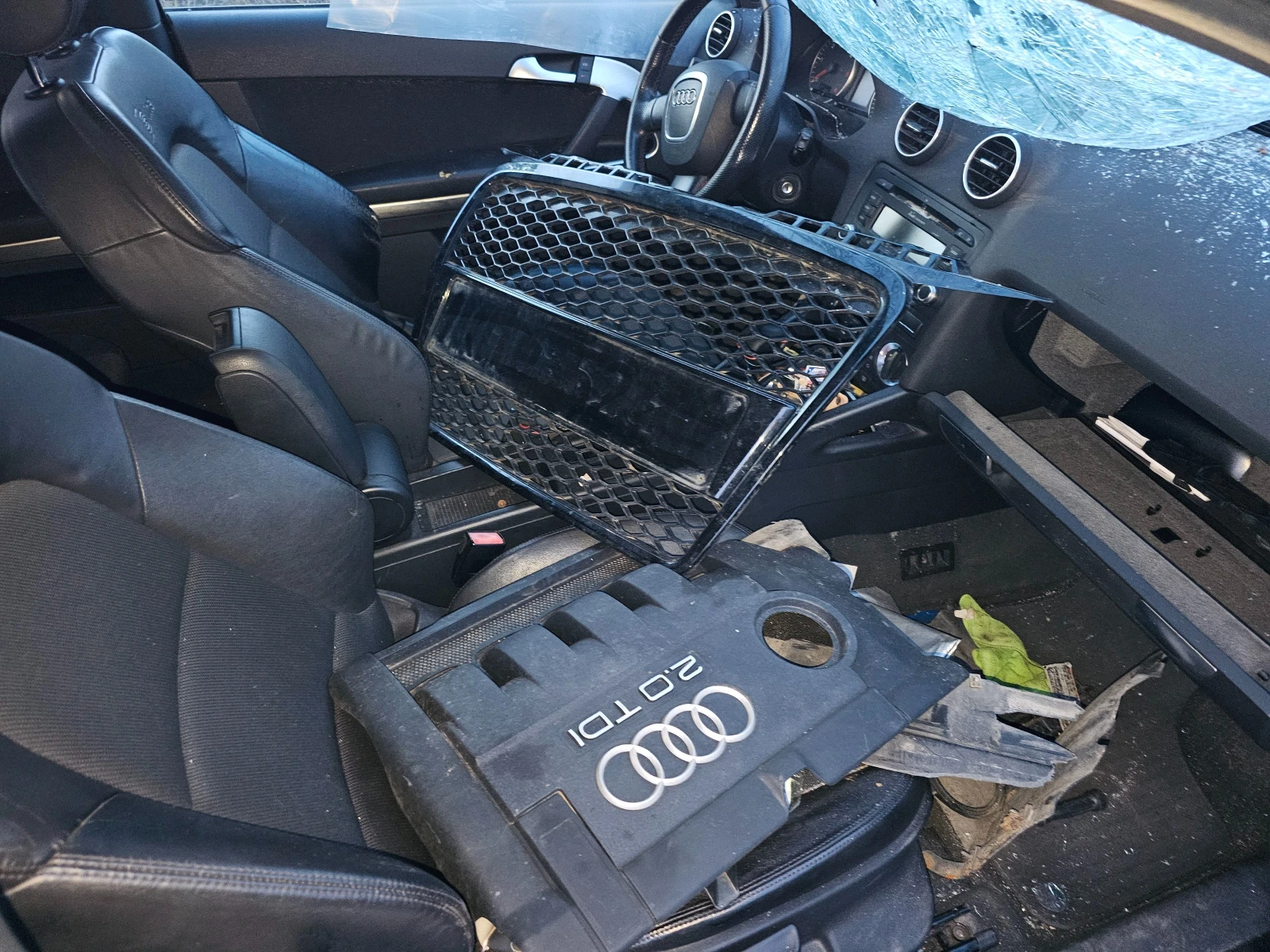 Audi A3 2, 0 S-LINE.TDI 140. К.С. - изображение 8