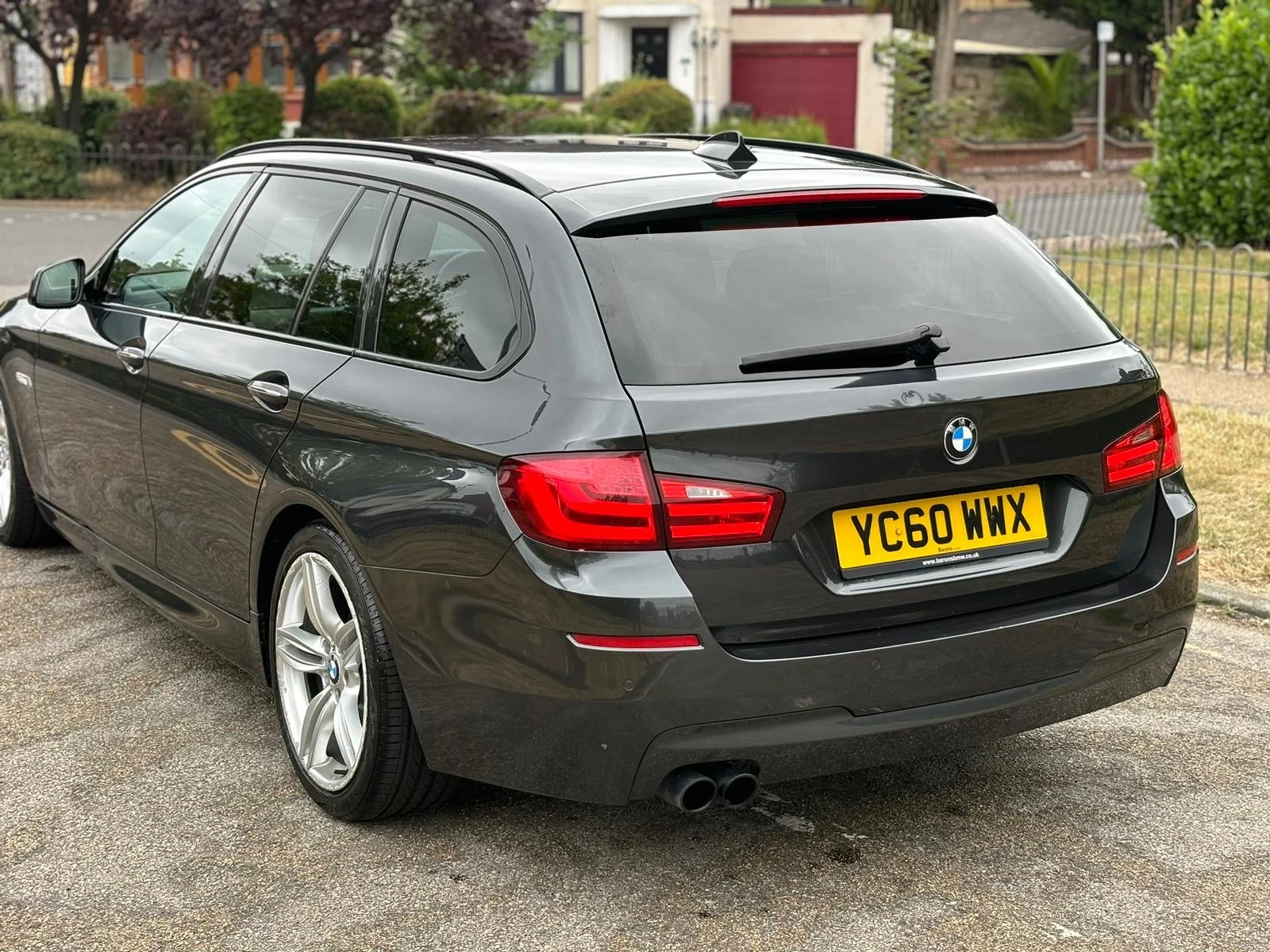 BMW 523  - изображение 7