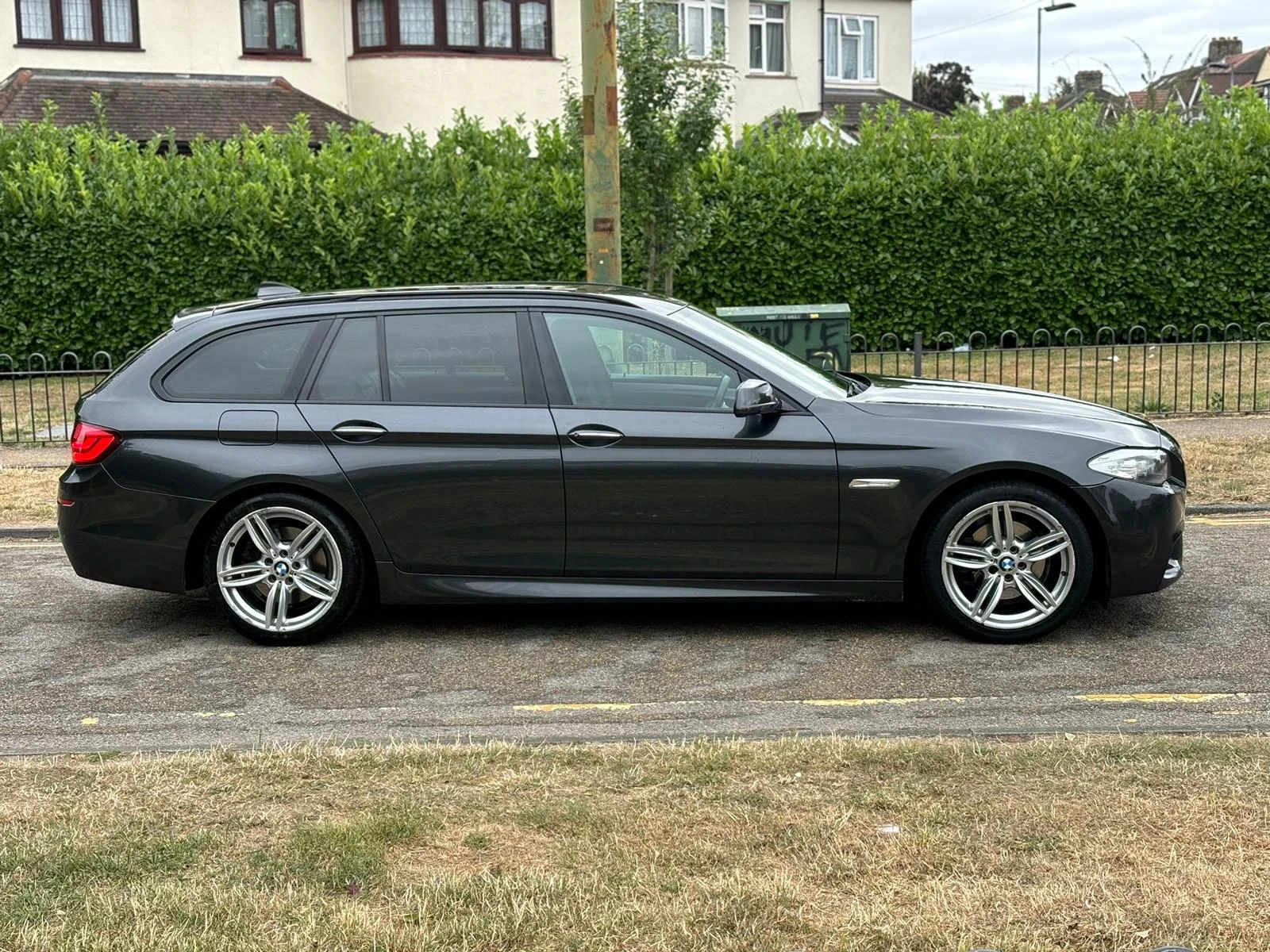 BMW 523  - изображение 3