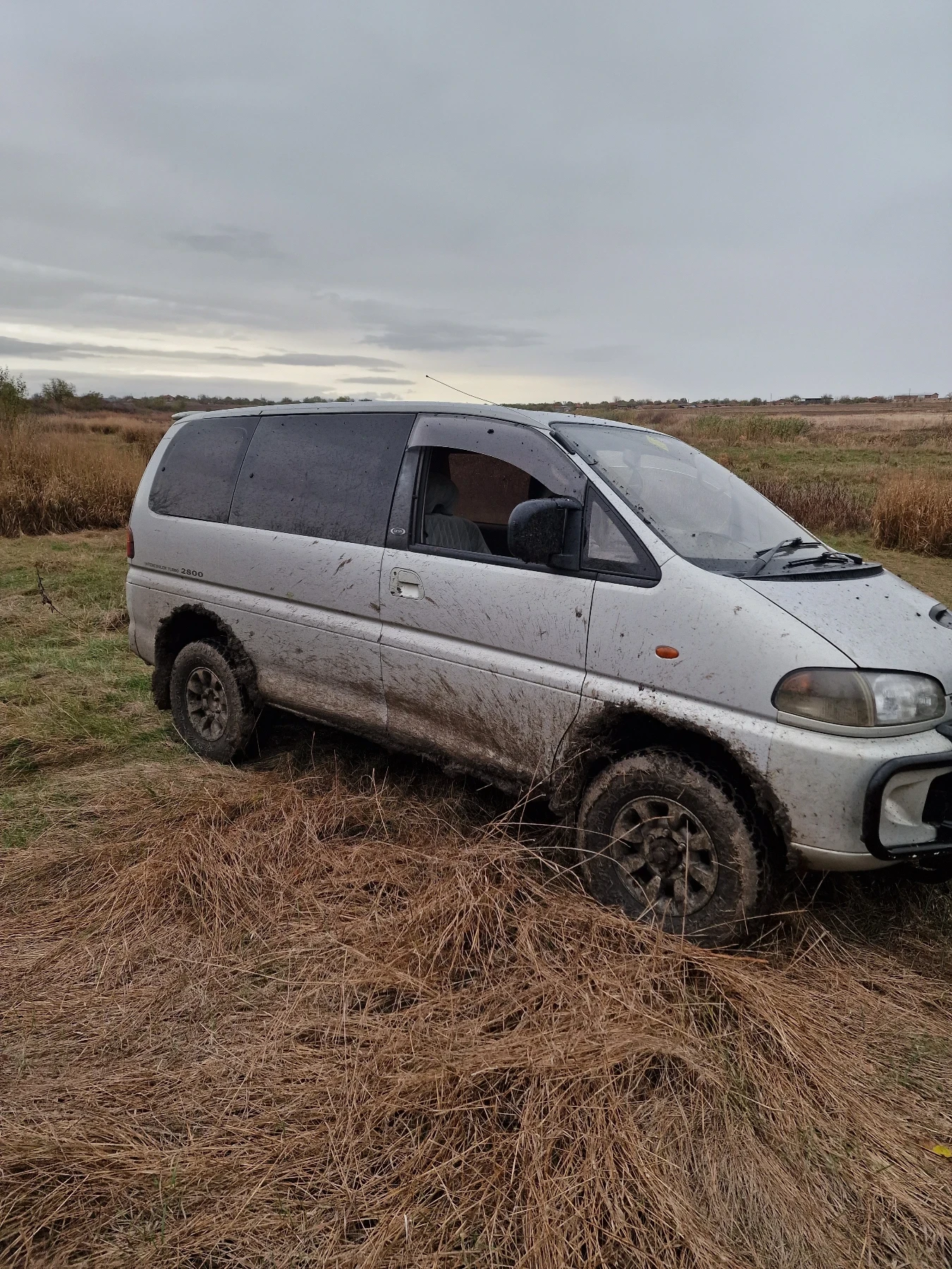 Mitsubishi Space gear | Mobile.bg — изображение 1