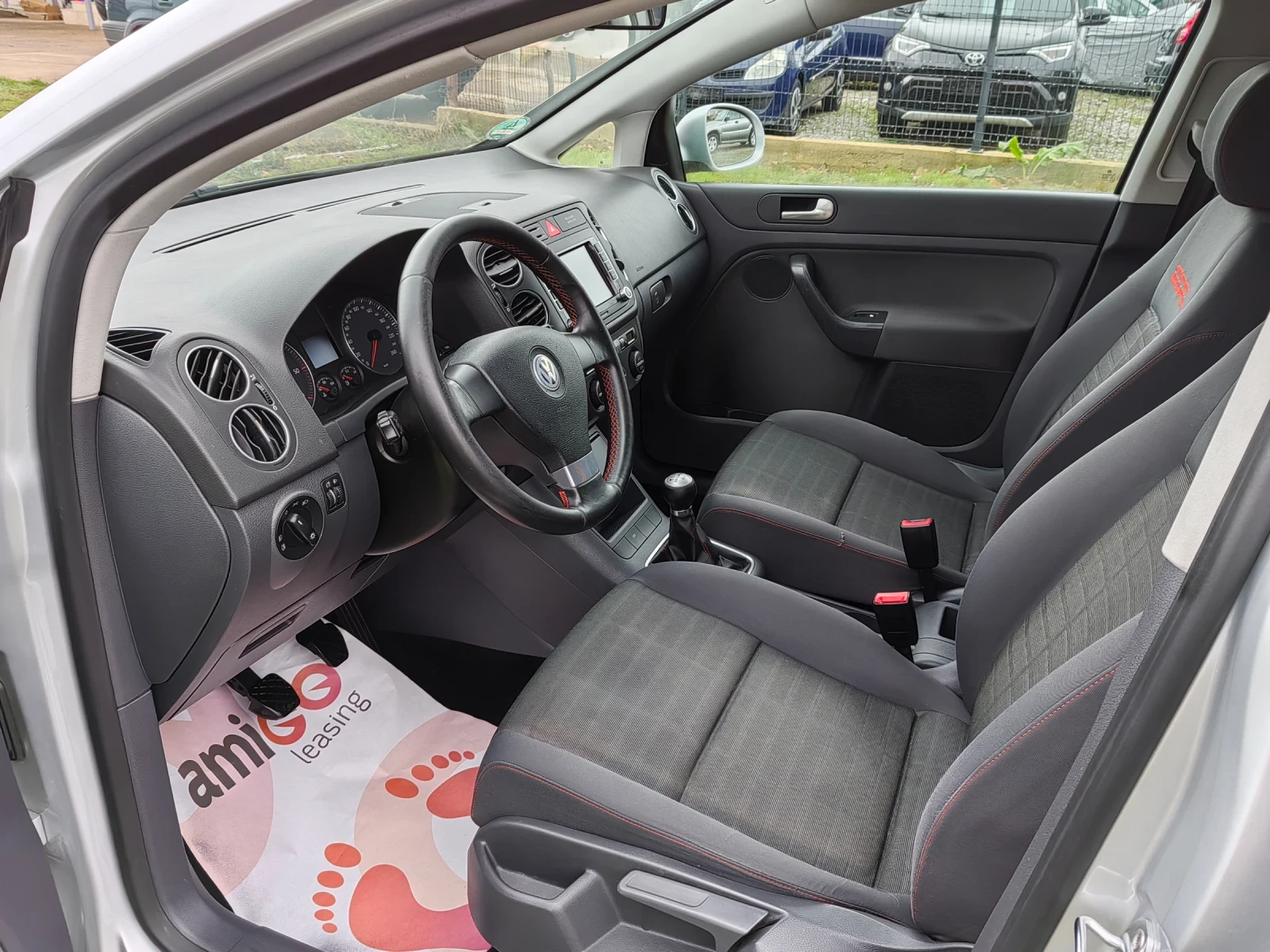 VW Golf Plus 1.9tdi 105ps Navi - изображение 9