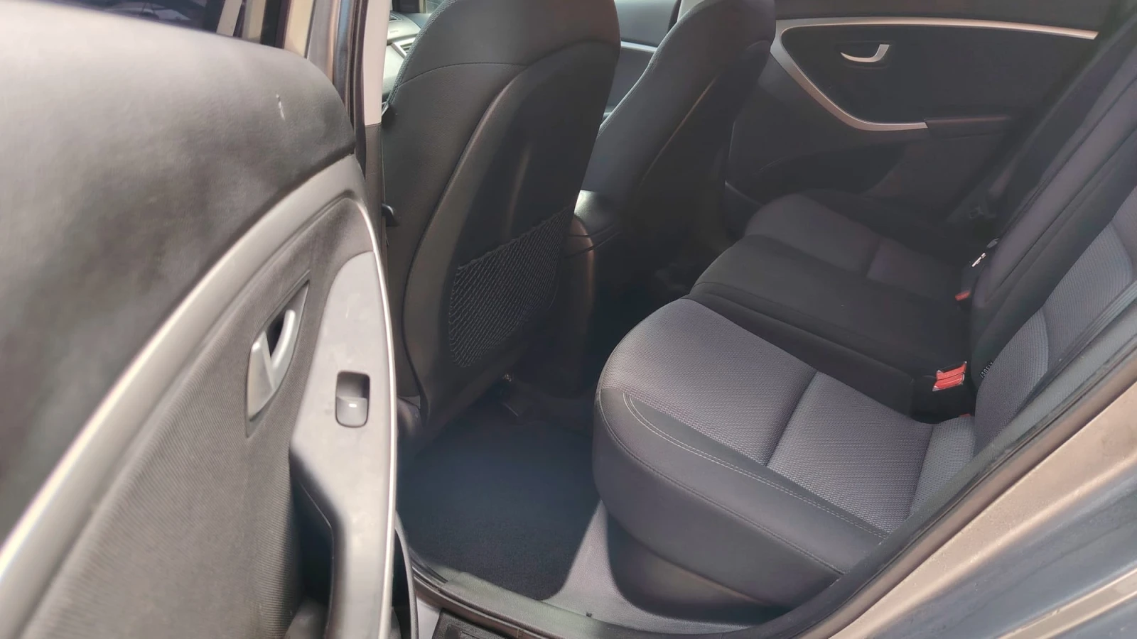 Hyundai I30 1.6 CRDi | Mobile.bg � ����������� 9