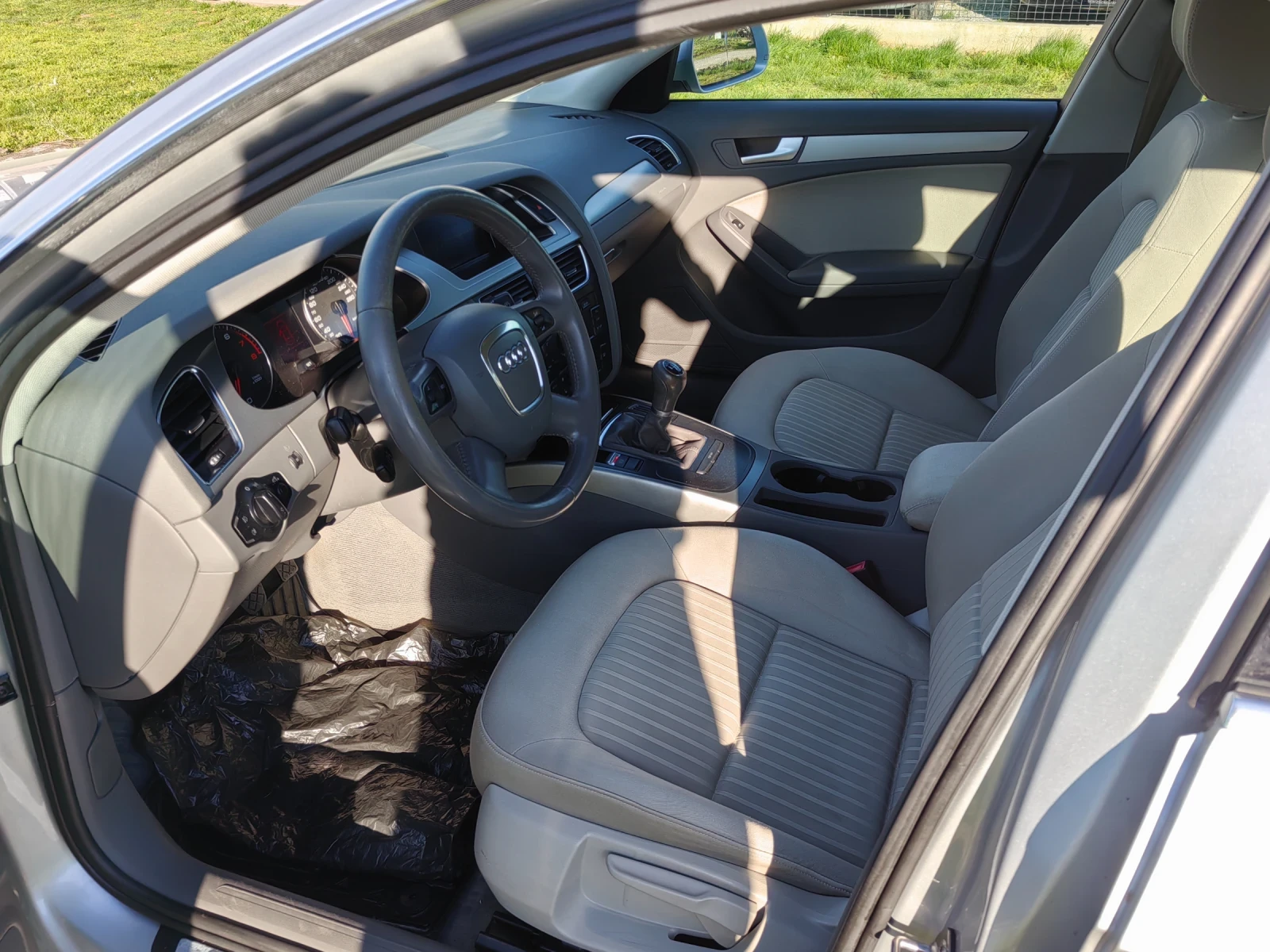 Audi A4 2.0 T 156ps, снимка 10 - Автомобили и джипове - 54154616