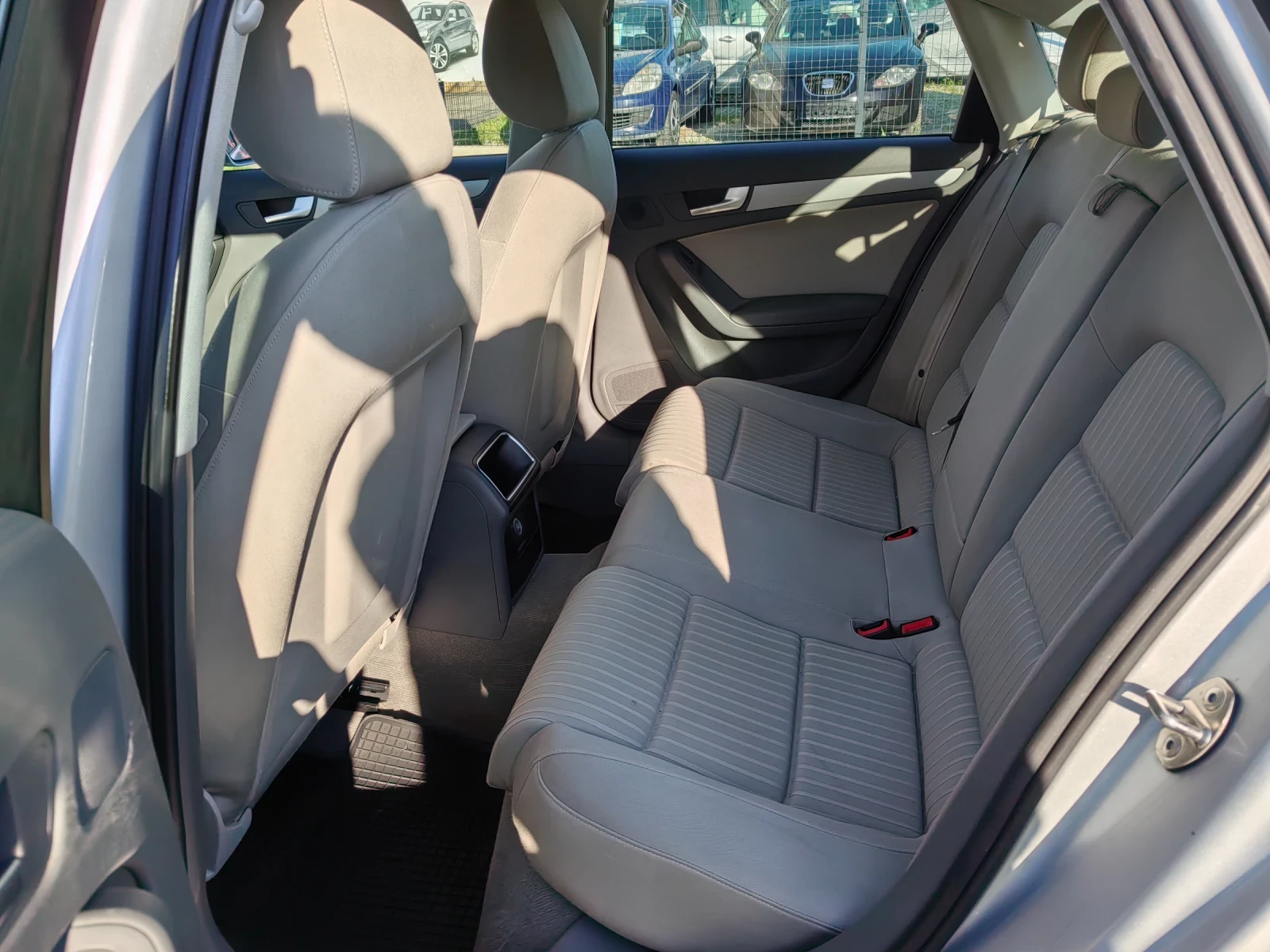 Audi A4 2.0 T 156ps, снимка 15 - Автомобили и джипове - 54154616