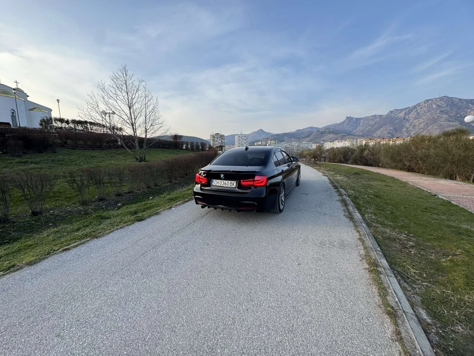 BMW 320 316D, снимка 4 - Автомобили и джипове - 54226572