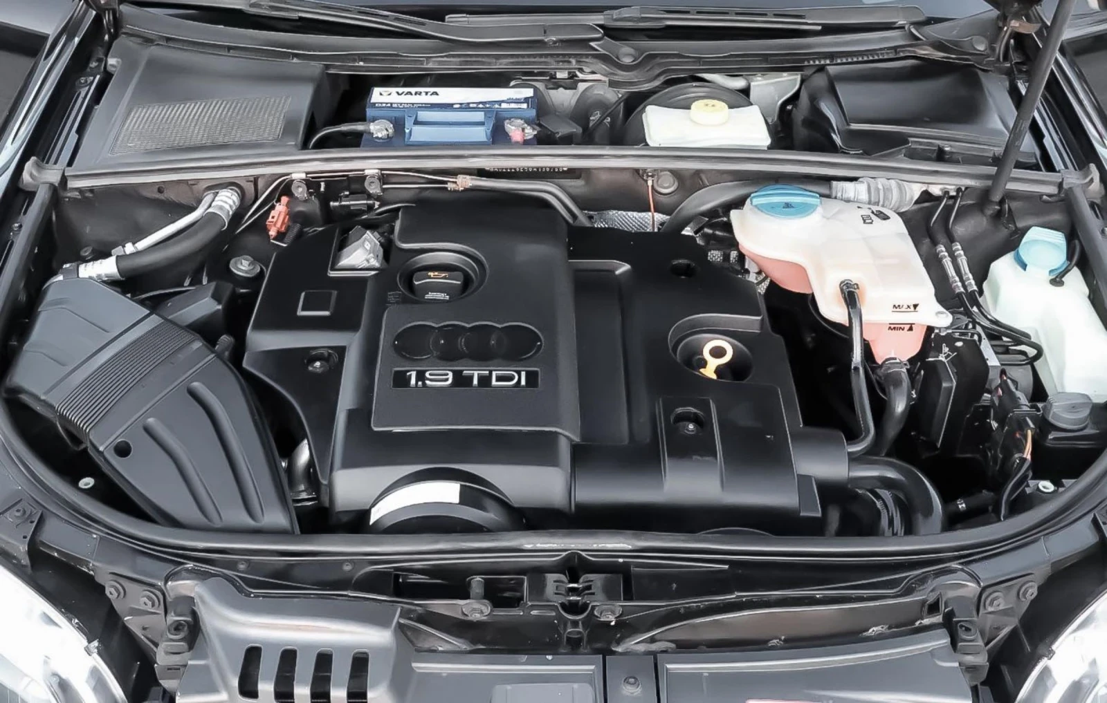 Audi A4 1.9tdi 116kc , снимка 17 - Автомобили и джипове - 54260730