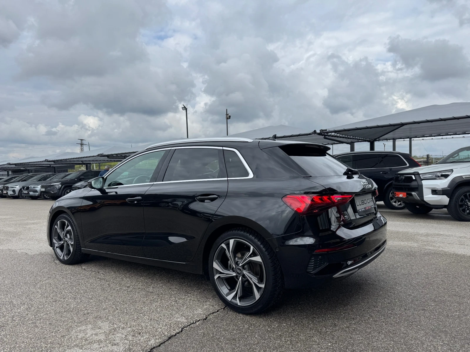 Audi A3 2.0TDI-AUTOMATIK, снимка 3 - Автомобили и джипове - 54279929