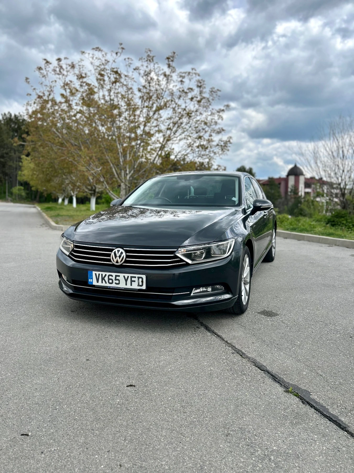 VW Passat 1.6 120кс