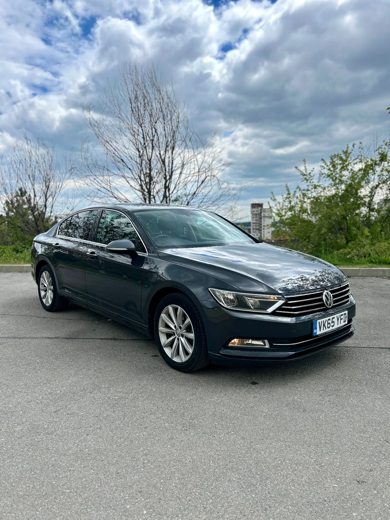 VW Passat 1.6 120кс, снимка 6 - Автомобили и джипове - 54388587