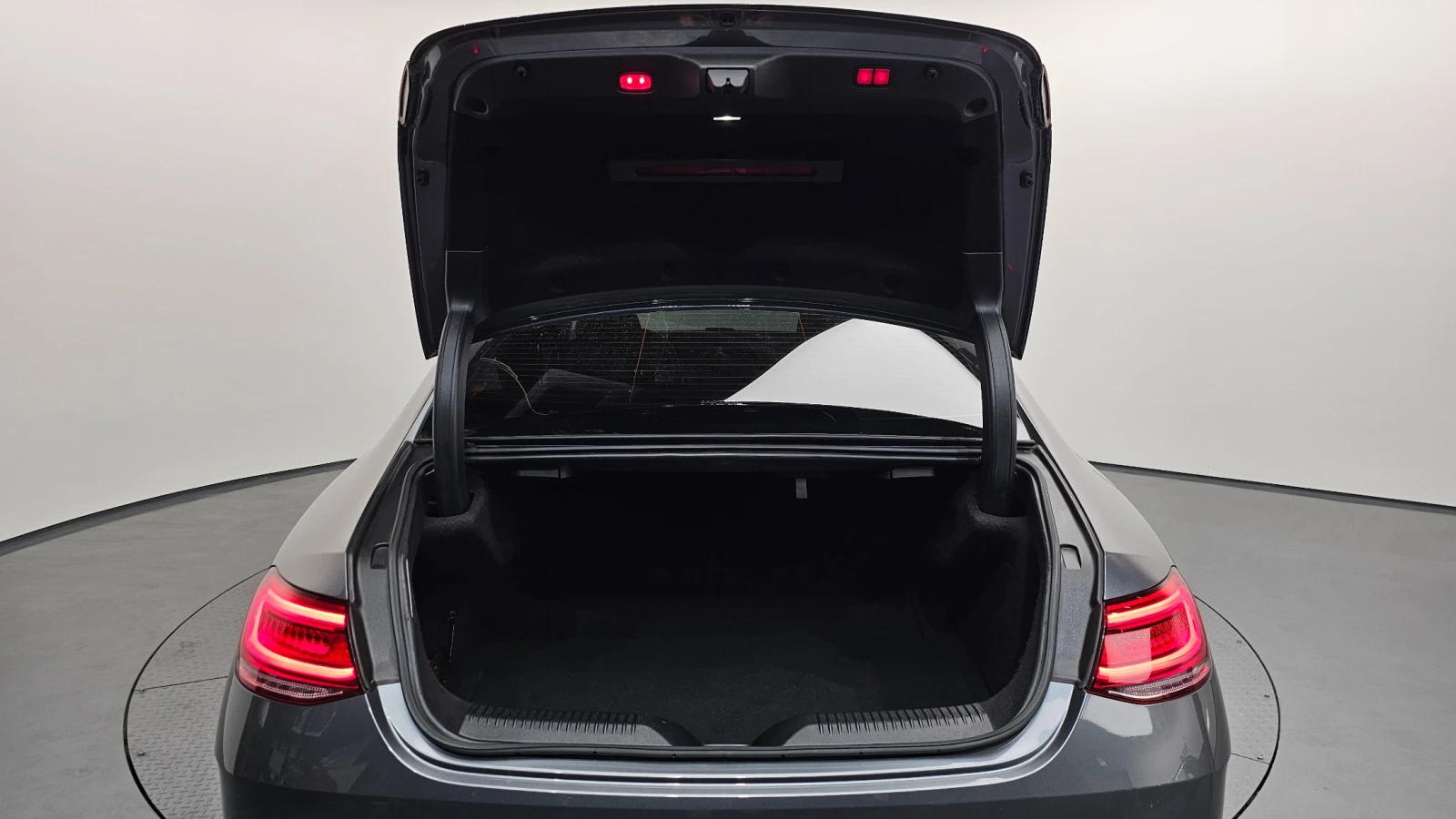 Mercedes-Benz CLS 400 d 4MATIC AMG Line, снимка 11 - Автомобили и джипове - 54644974