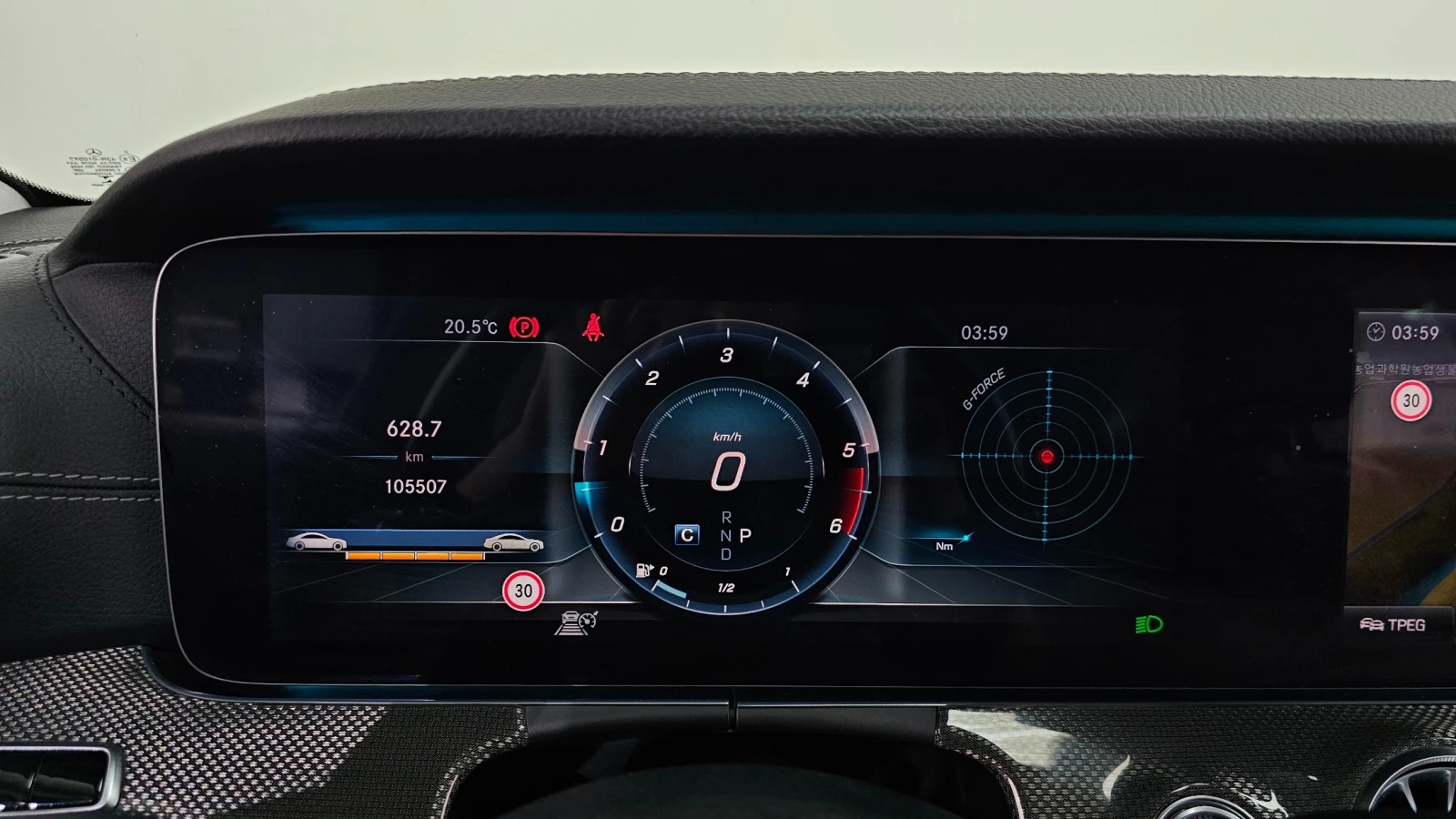 Mercedes-Benz CLS 400 d 4MATIC AMG Line, снимка 6 - Автомобили и джипове - 54644974