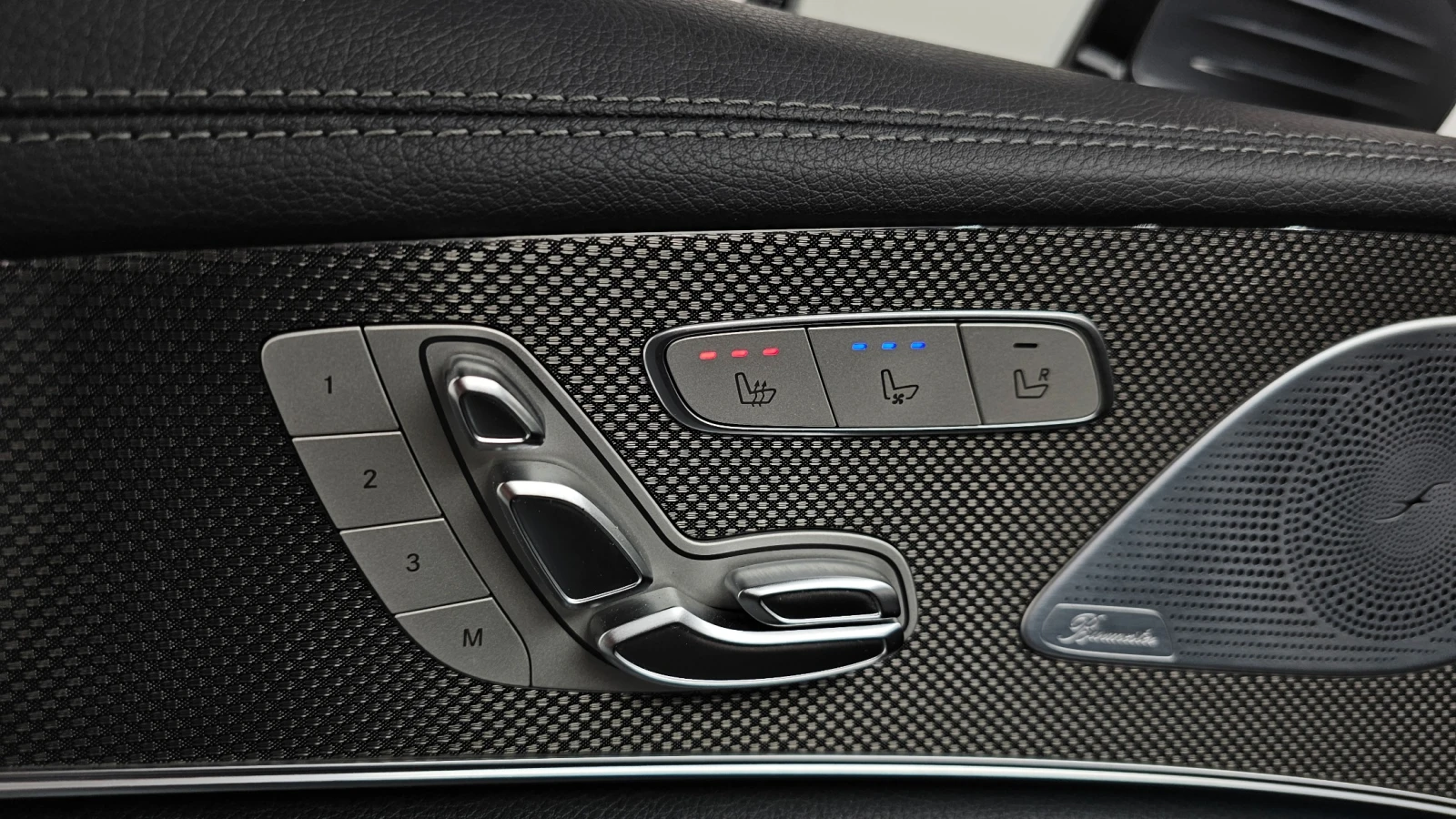 Mercedes-Benz CLS 400 d 4MATIC AMG Line, снимка 17 - Автомобили и джипове - 54644974