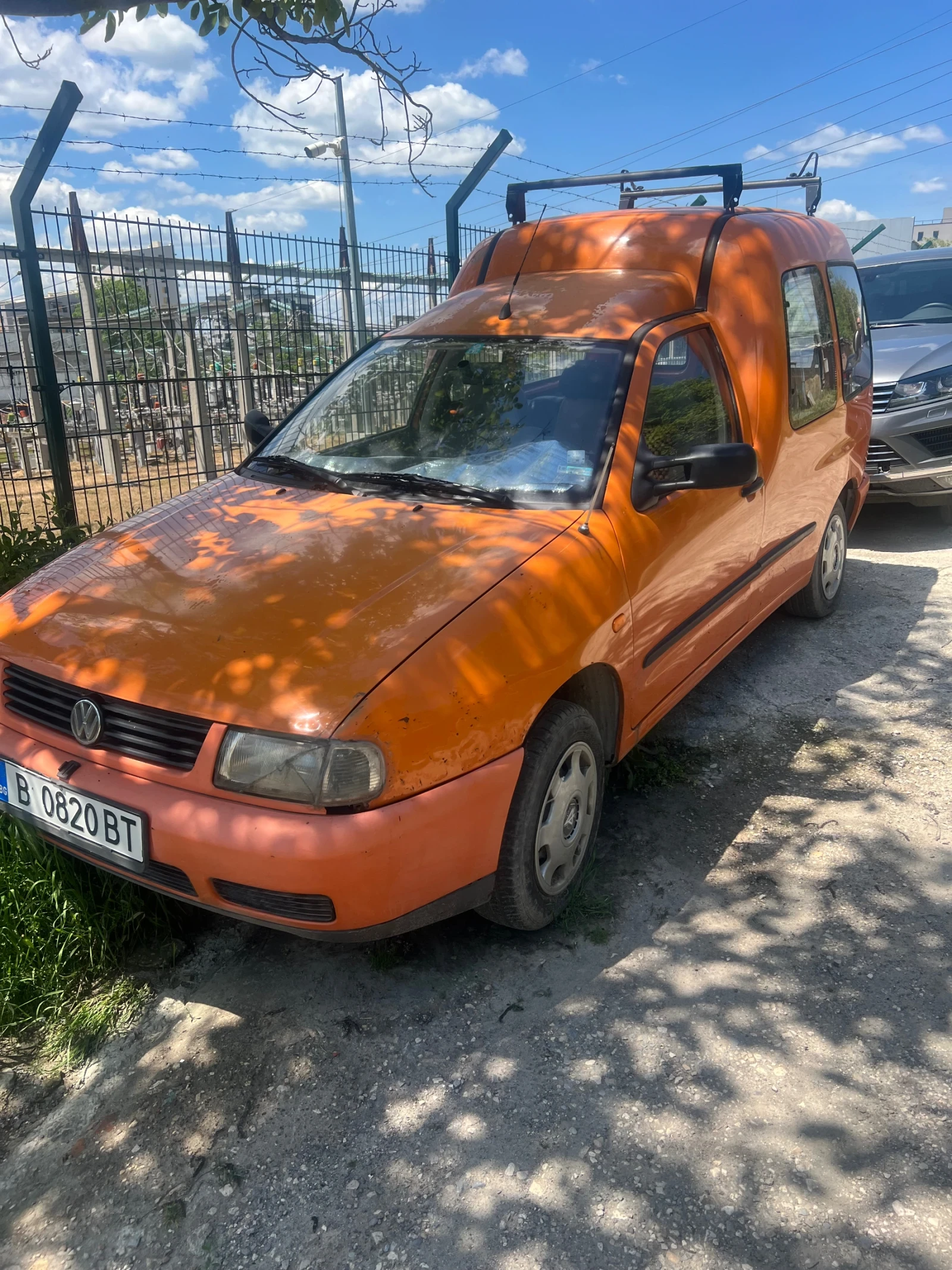 VW Caddy Баничарка, снимка 2 - Автомобили и джипове - 54667215