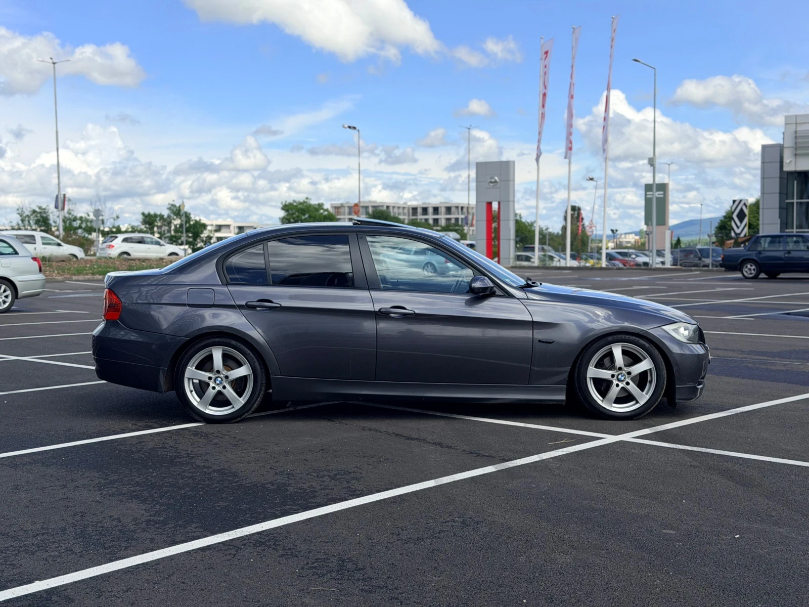 BMW 320 D-Автомат-нави-Лизинг през Уникредит по 90 евро, снимка 4 - Автомобили и джипове - 54779418