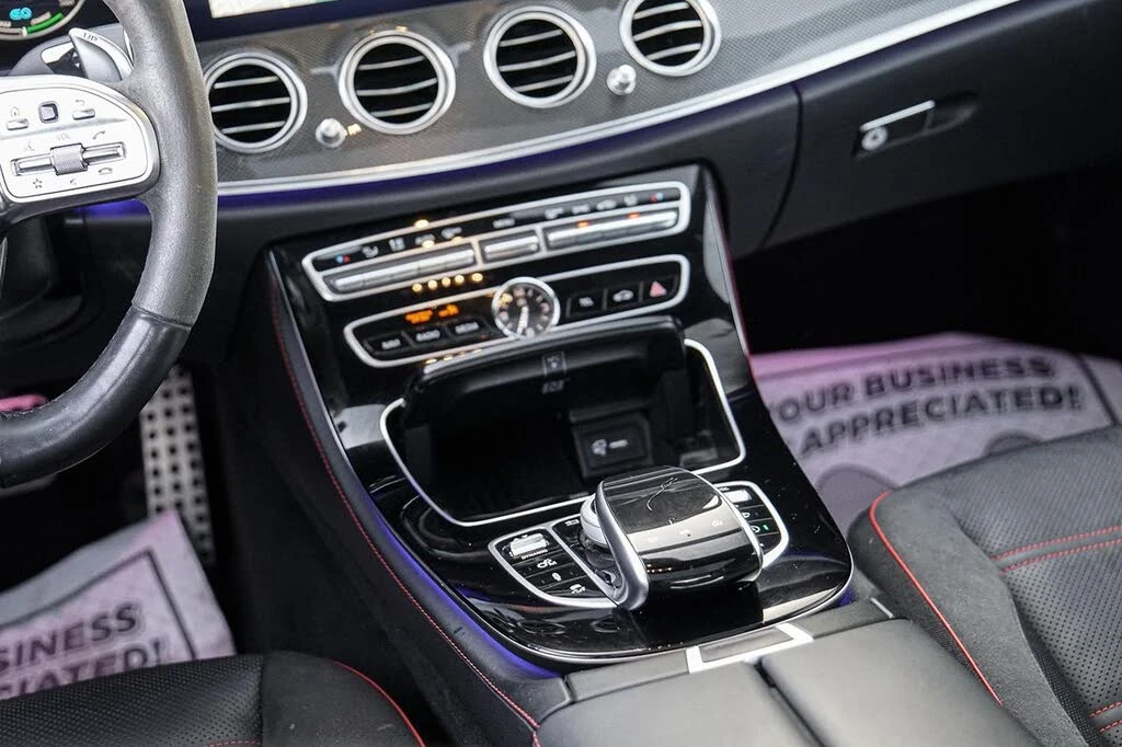 Mercedes-Benz E 53 AMG 2019 Mercedes-Benz E-Class AMG E 53 Sedan 4MATIC+ , снимка 9 - Автомобили и джипове - 54811807