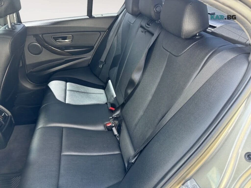 BMW 320 * HeadUp* AвтоКредит* (ЦЕНА ДО БГ), снимка 14 - Автомобили и джипове - 54876424