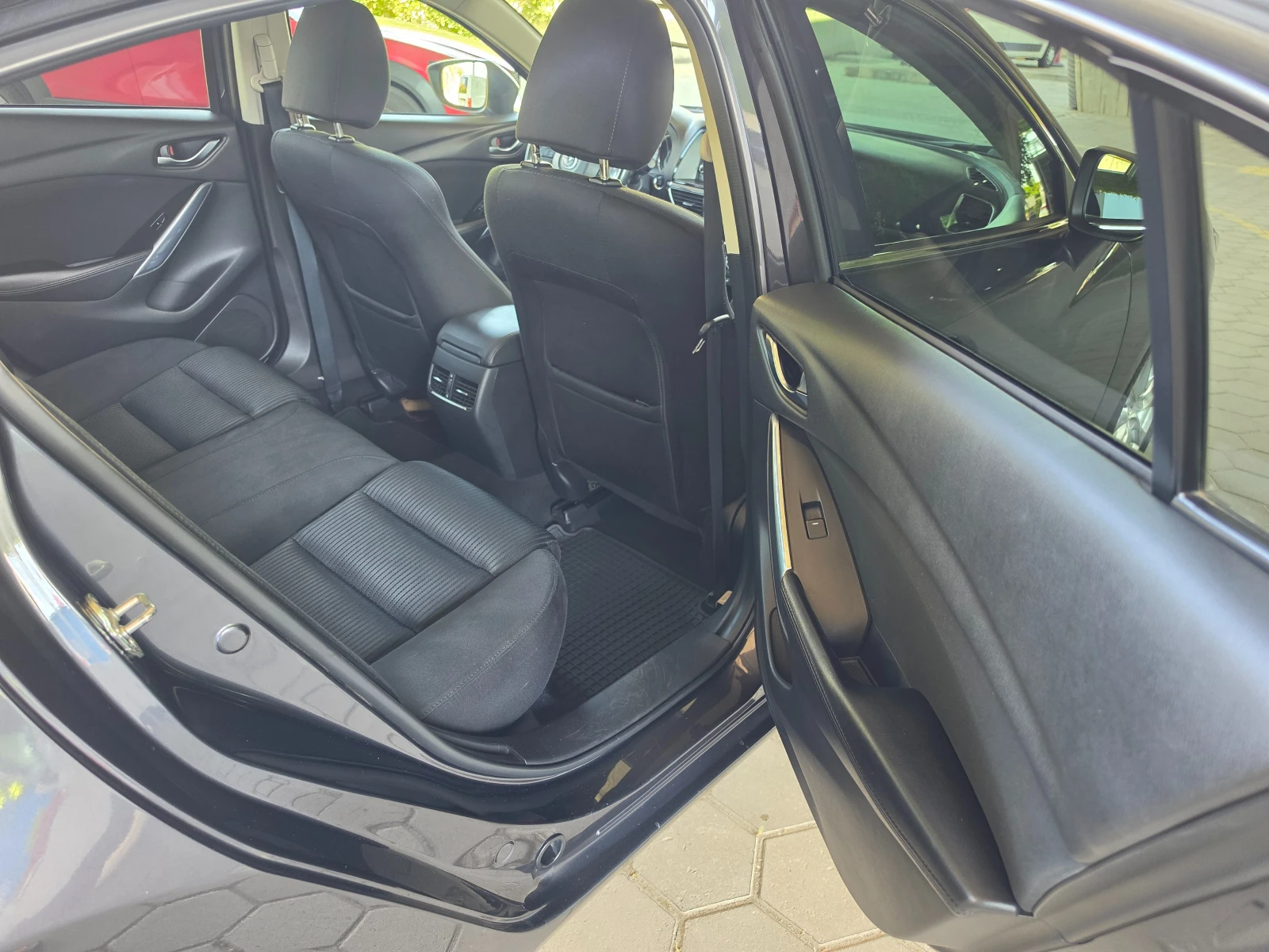 Mazda 6, снимка 13 - Автомобили и джипове - 55077888