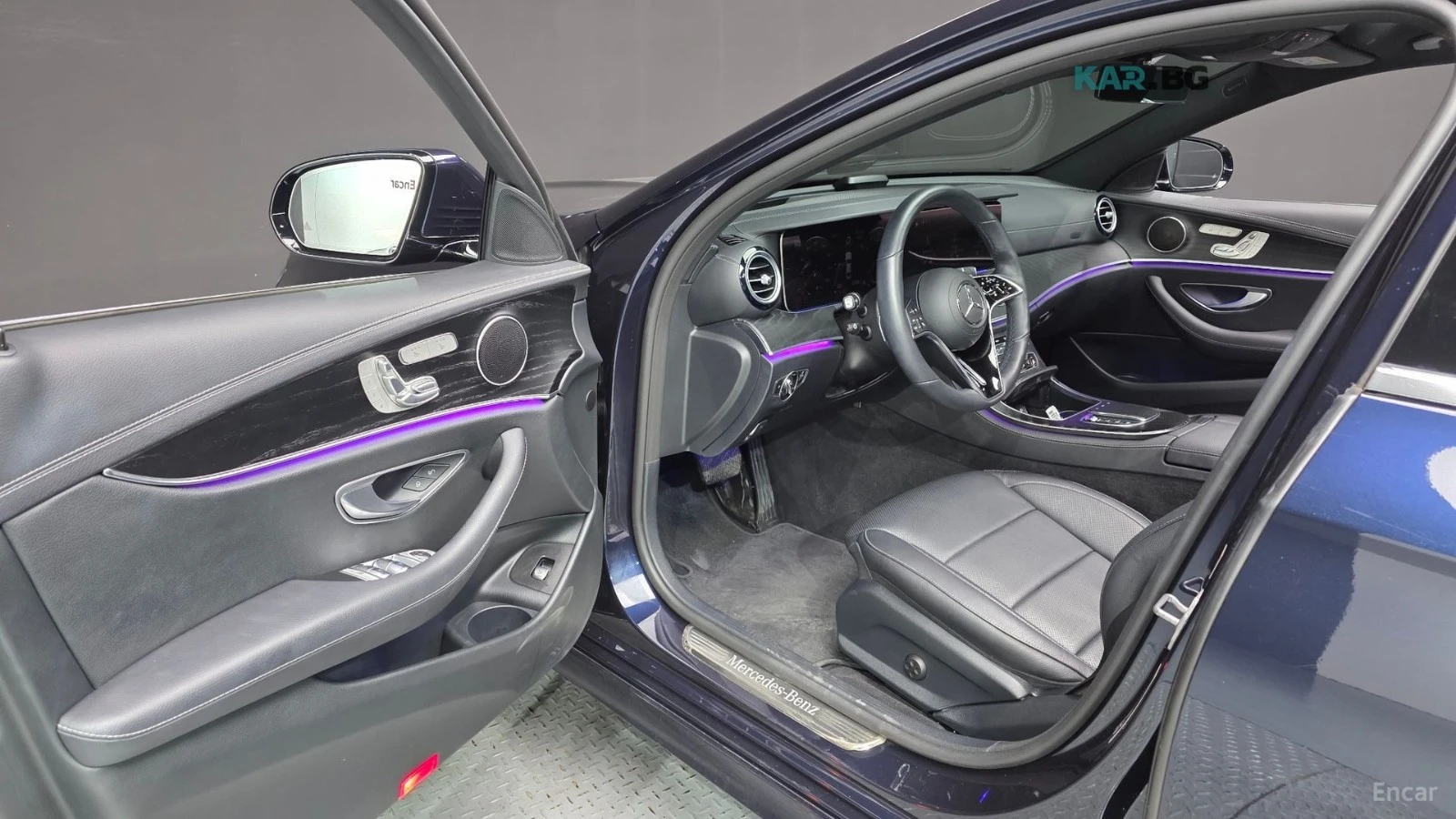 Mercedes-Benz E 250 * AMG LINE* ПОДГРЕВ* ОБДУХВАНЕ* ПАНОРАМА* 360 КАМЕ, снимка 10 - Автомобили и джипове - 55222681