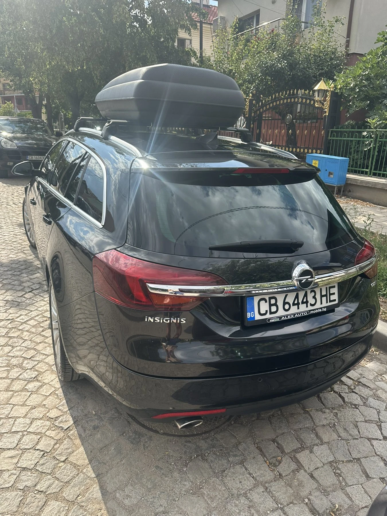 Opel Insignia Tourer A Facelift, снимка 4 - Автомобили и джипове - 55342845