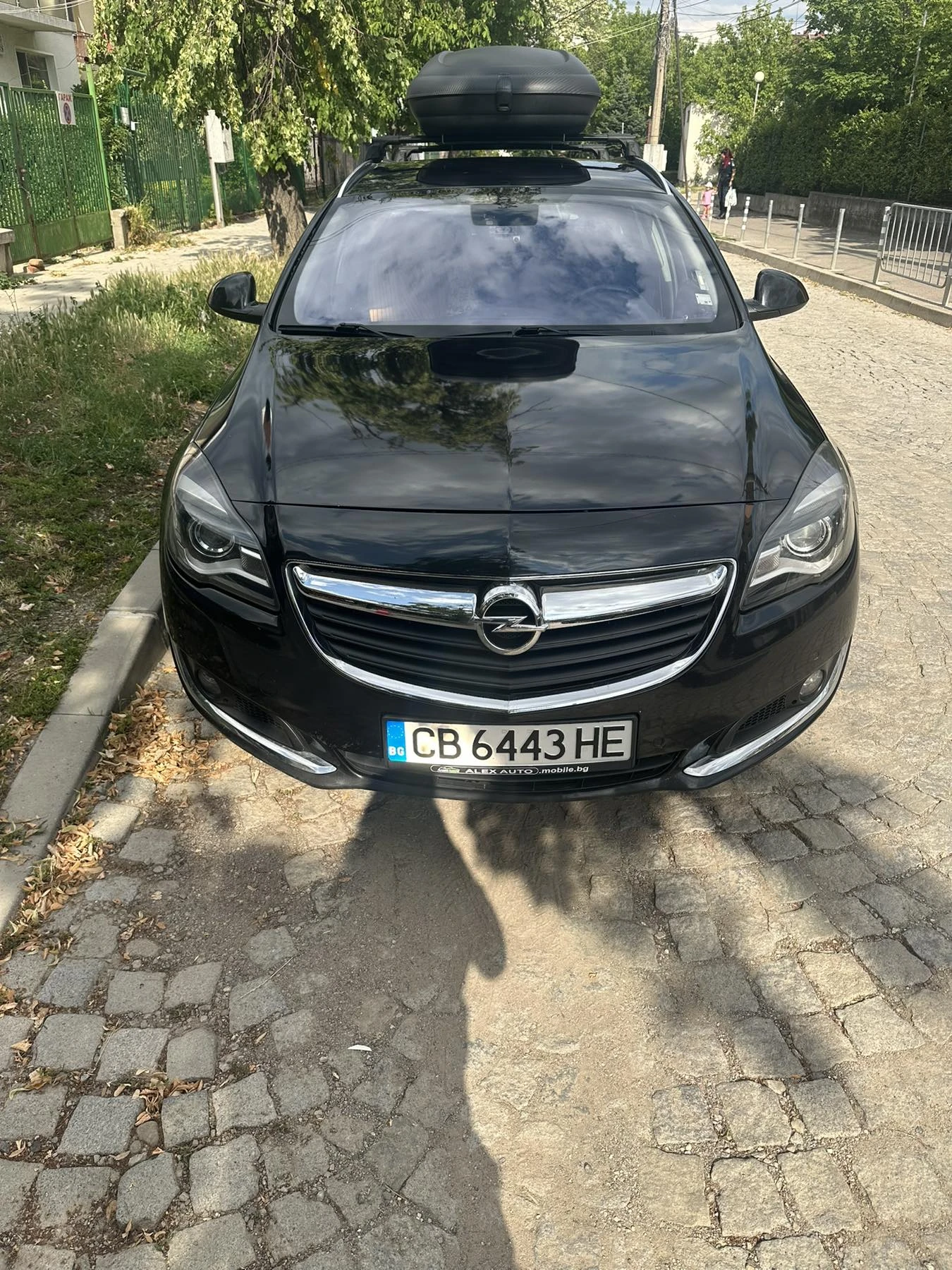 Opel Insignia Tourer A Facelift, снимка 3 - Автомобили и джипове - 55342845