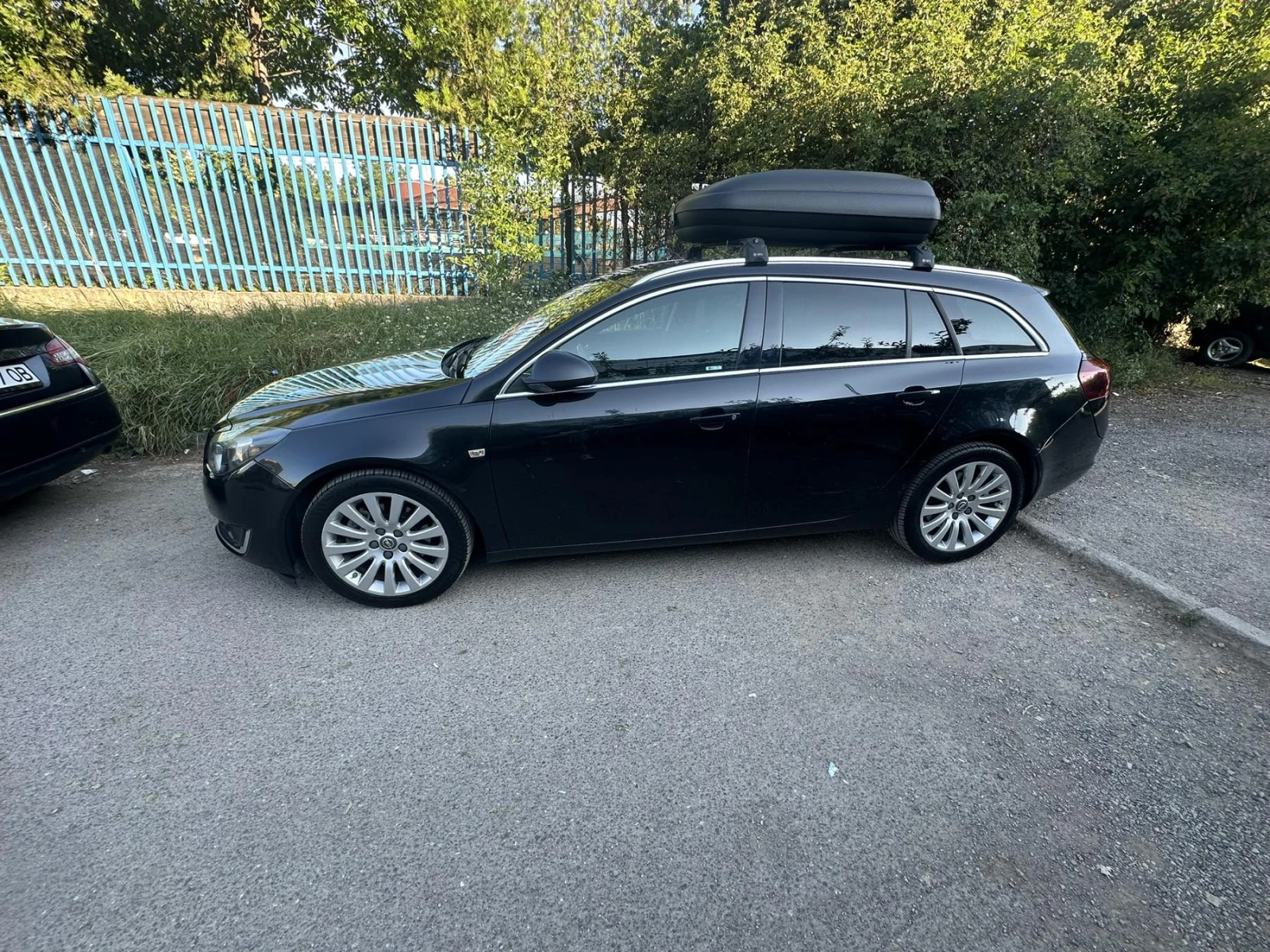 Opel Insignia Tourer A Facelift, снимка 5 - Автомобили и джипове - 55342845