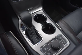 Jeep Grand cherokee OVERLAND| 8ZF| HARMAN/KARDON| DISTRONIC| ПАНО, снимка 11