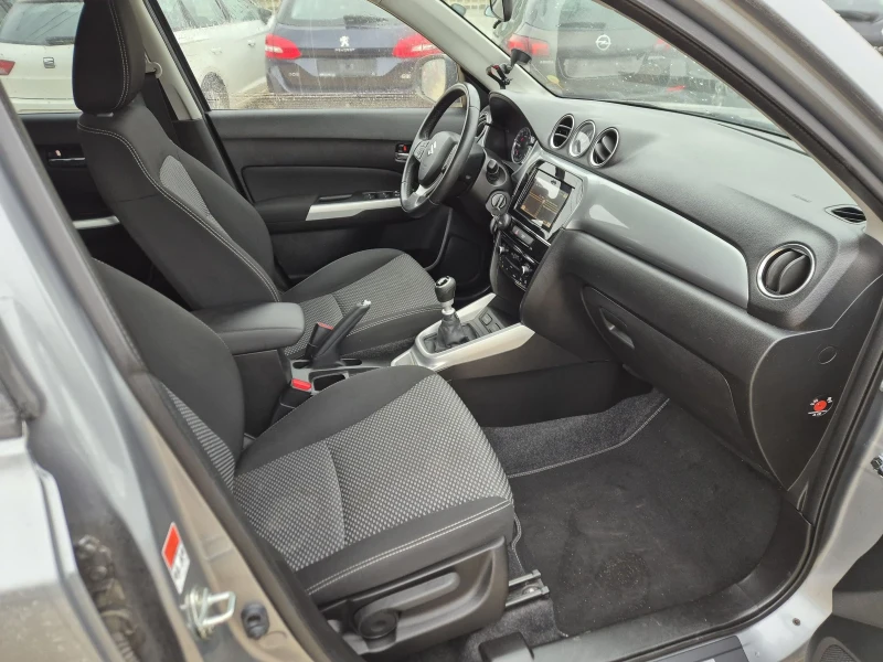 Suzuki Vitara 1.6DDIS, снимка 10 - Автомобили и джипове - 51997512