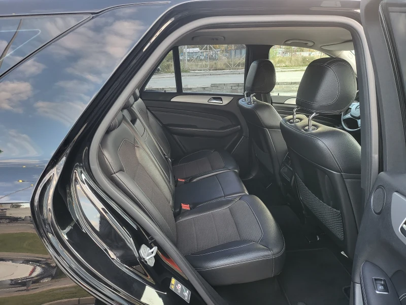 Mercedes-Benz ML 350 CDI BLUEEFFICIENCY BLUETEC EURO6B - КАТО НОВА!, снимка 13 - Автомобили и джипове - 52179754
