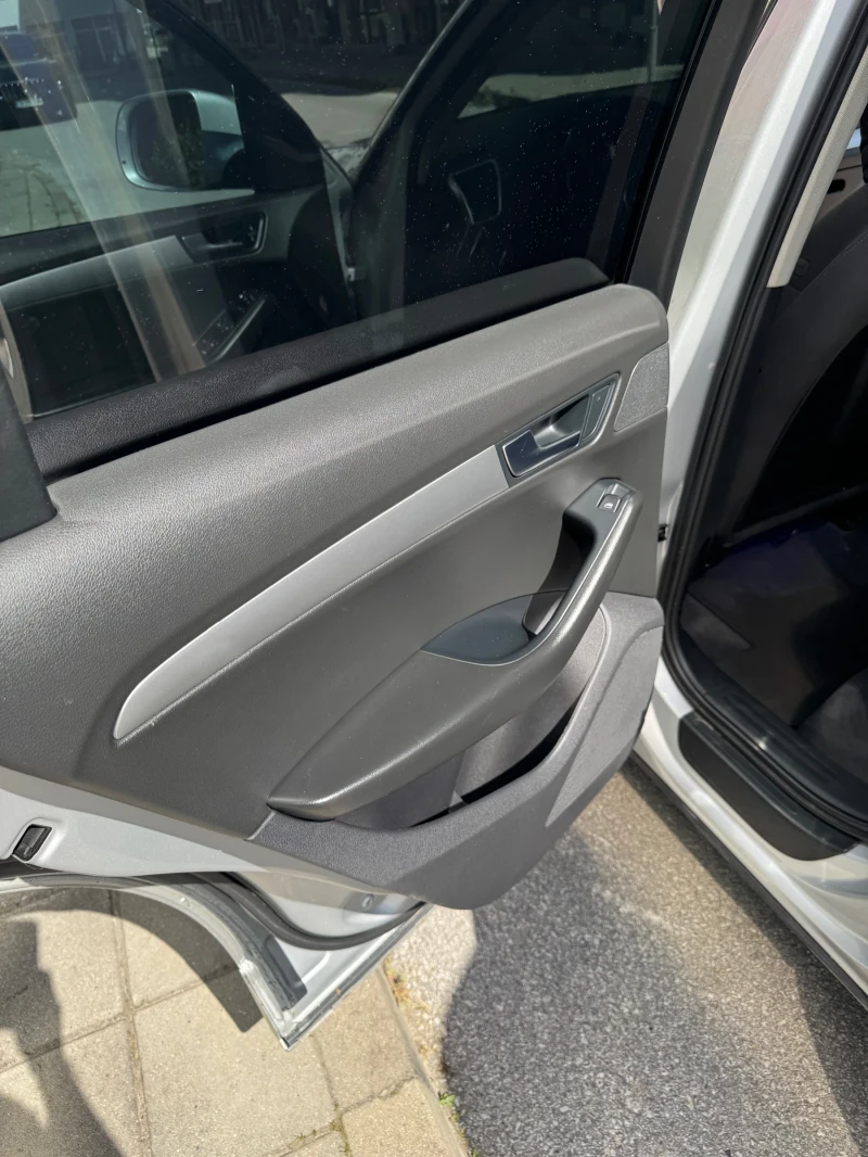 Audi Q5 2.0TDI, снимка 17 - Автомобили и джипове - 52528925