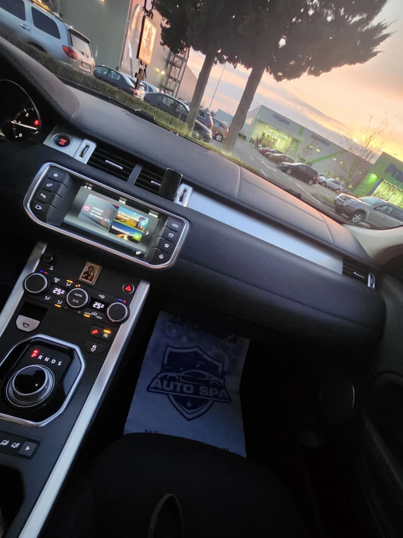 Land Rover Evoque, снимка 7 - Автомобили и джипове - 52683045