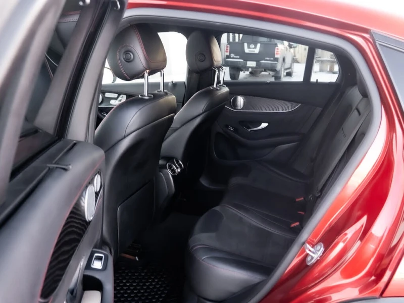 Mercedes-Benz GLC 43 AMG 360* DISTRONIK* BURMASTER* KEYLESS* PANO* AMBIENT, снимка 17 - Автомобили и джипове - 53100461