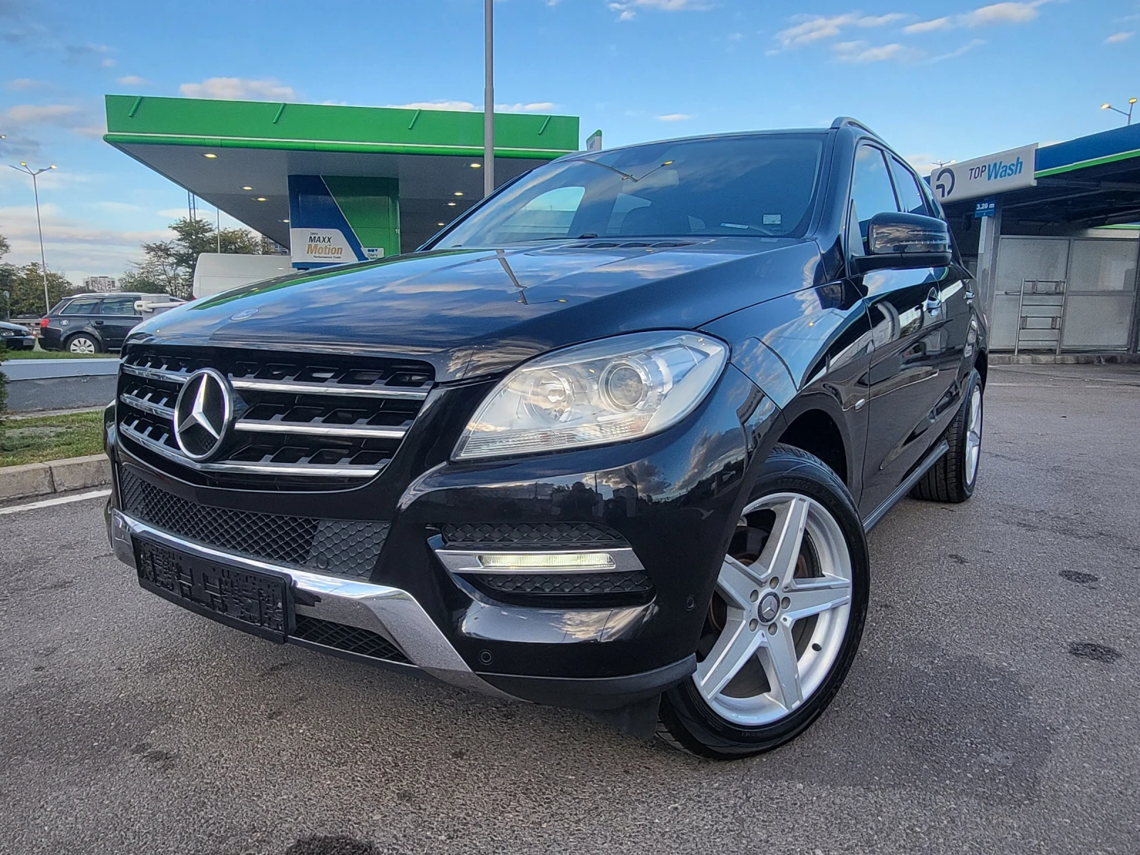 Mercedes-Benz ML 350 CDI BLUEEFFICIENCY BLUETEC EURO6B - КАТО НОВА!, снимка 1