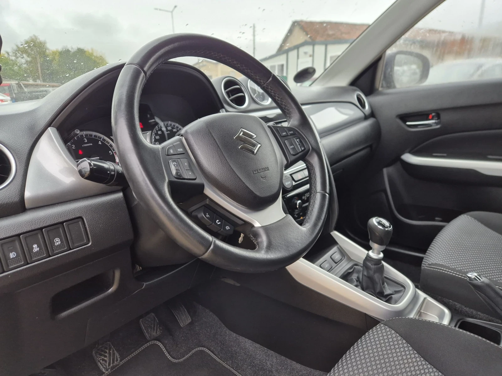 Suzuki Vitara 1.6DDIS - изображение 4