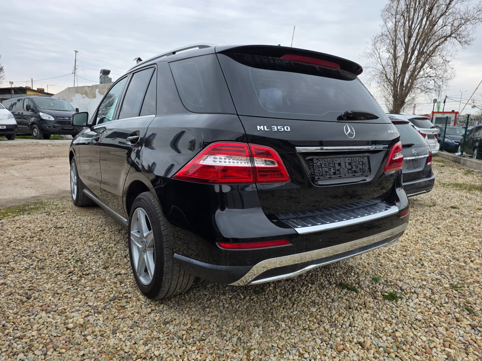 Mercedes-Benz ML 350 CDI BLUEEFFICIENCY BLUETEC EURO6B - КАТО НОВА!!!, снимка 4 - Автомобили и джипове - 52179754
