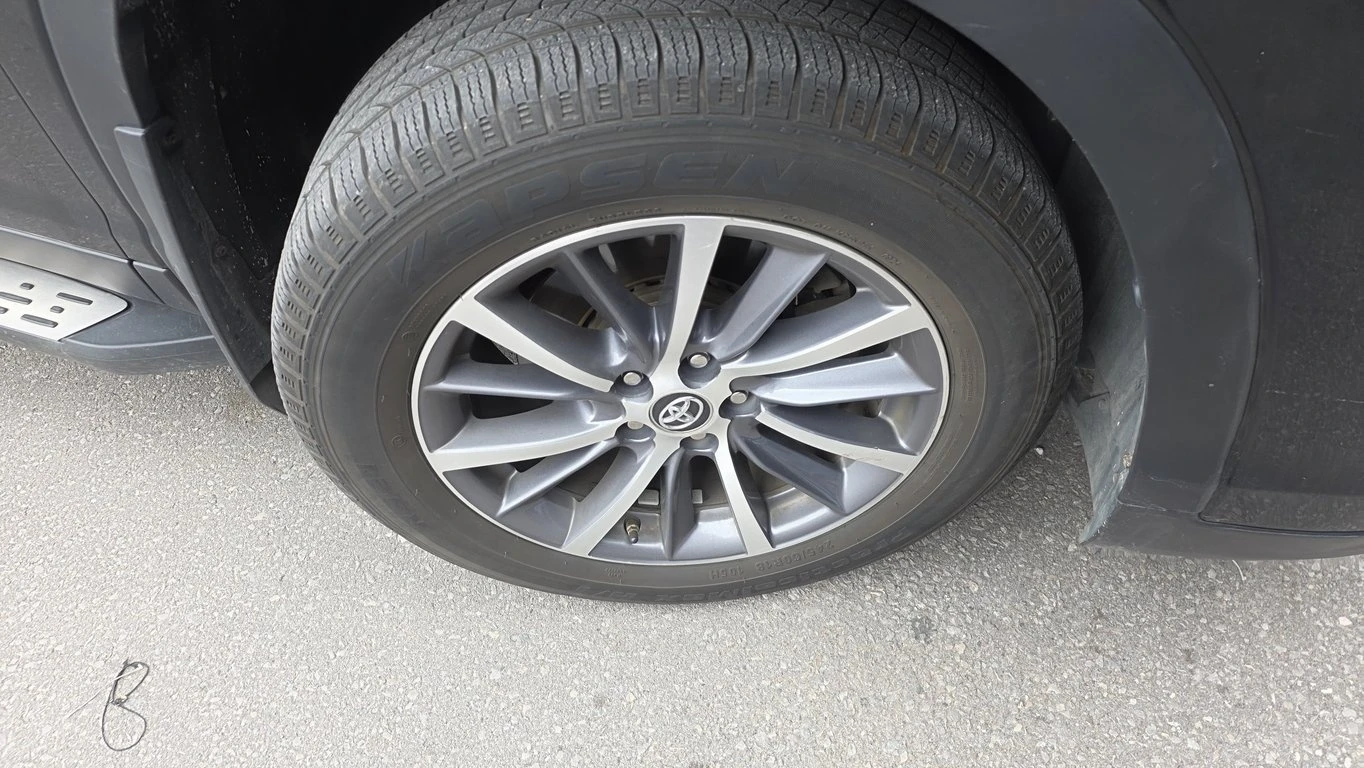 Toyota Highlander * AWD XLE * CARFAX *    | Mobile.bg   9