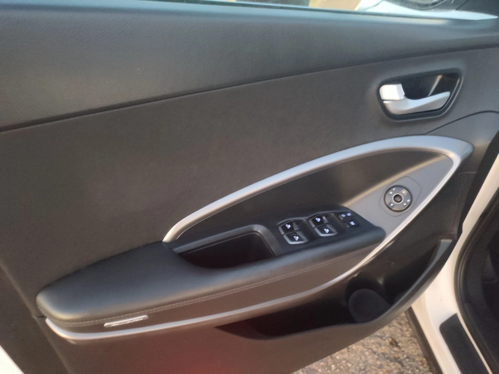 Hyundai Santa fe 2.0 CRDI-SWISS, снимка 10 - Автомобили и джипове - 53718246