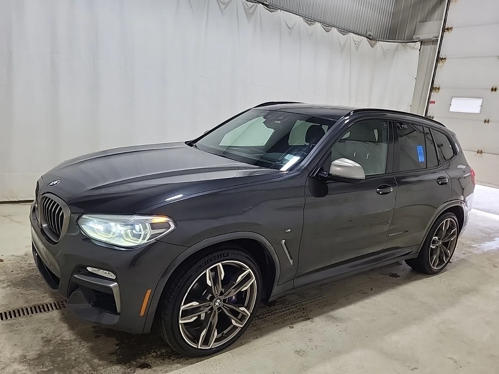 BMW X3 M-pkg* CarPlay* Ambient* Подгрев* Пано