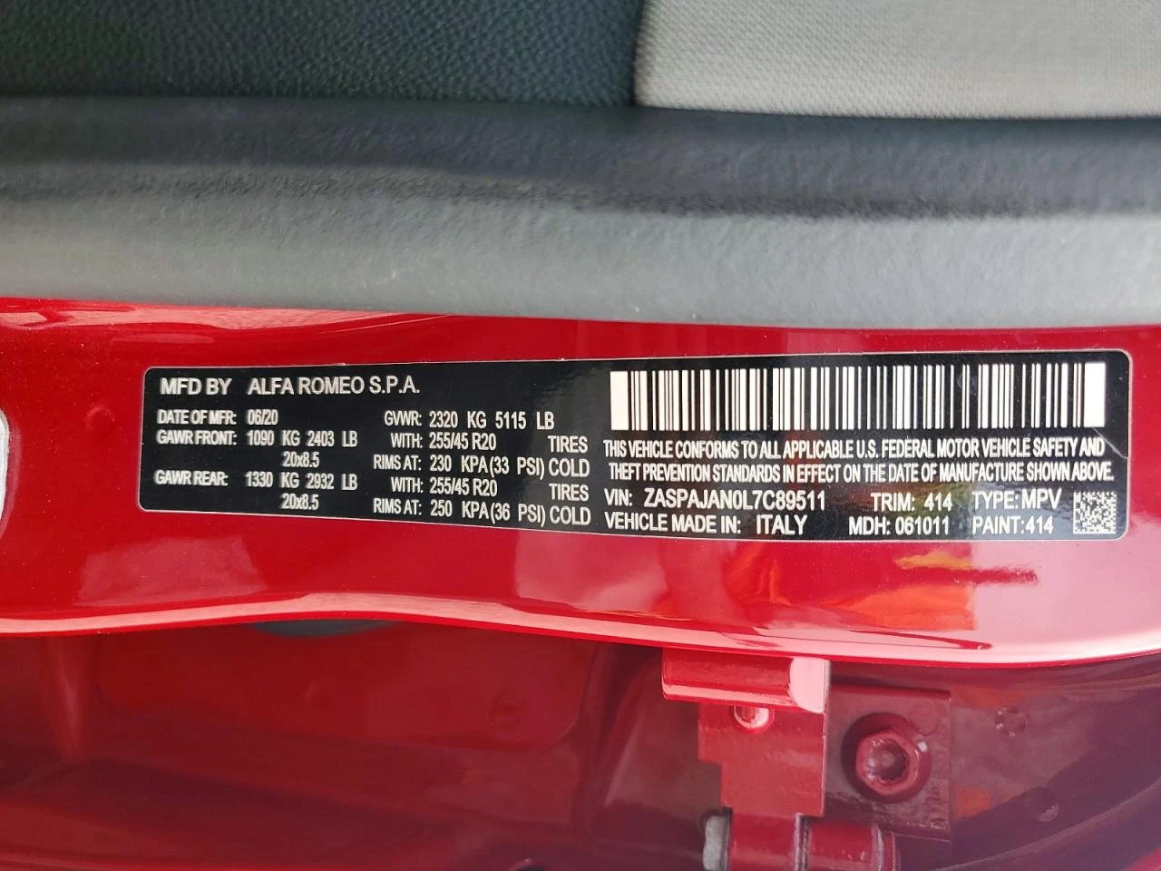 Alfa Romeo Stelvio 2.0l, снимка 13 - Автомобили и джипове - 54185607