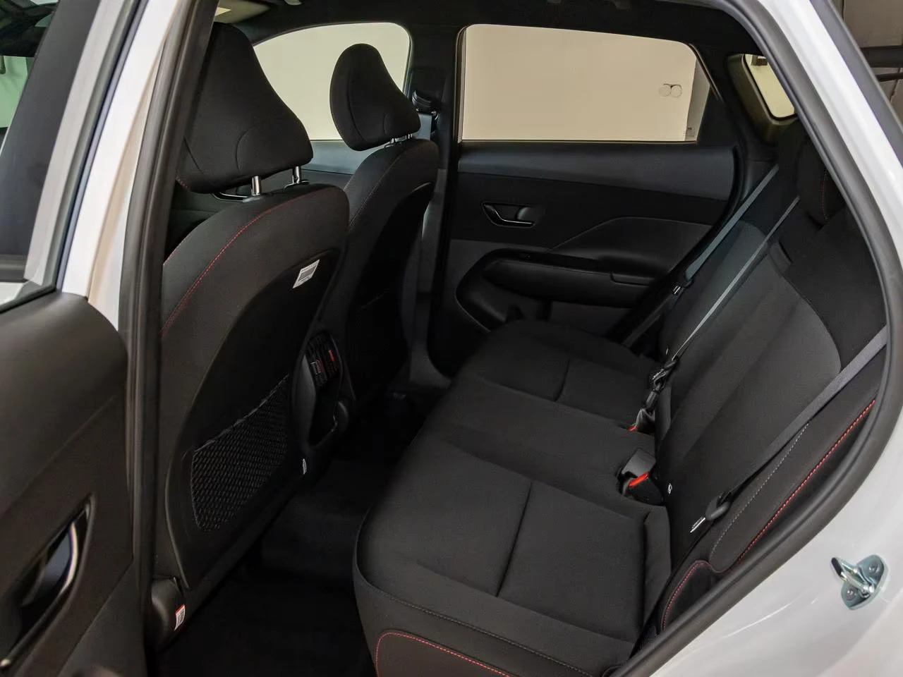 Hyundai Kona НОВ!/T-GDi/139HP/N-LINE/DCT/CAM/NAVI/CPLAY/226q, снимка 14 - Автомобили и джипове - 54340739