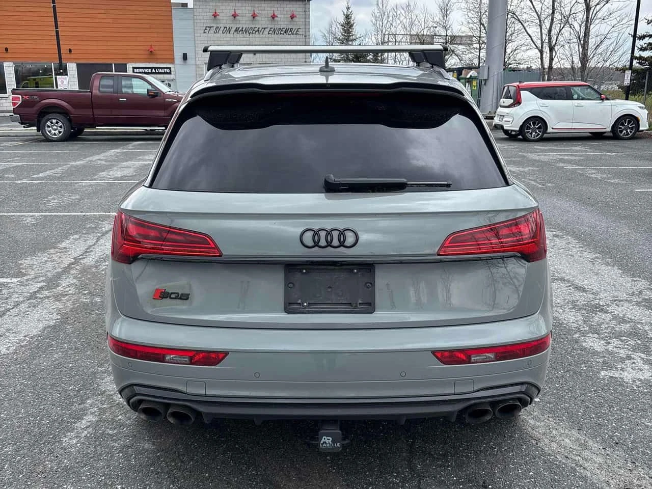 Audi SQ5 * Progressiv * MATRIX* DISTRONIC* BANG&OLUFSEN* , снимка 4 - Автомобили и джипове - 54422794