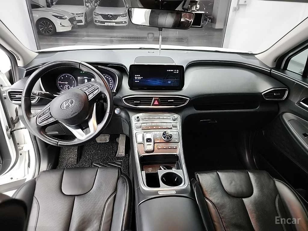 Hyundai Santa fe 2.2D Premium* 4x4* ПОДГРЕВ* ОБДУХВАНЕ* LANE ASSIST, снимка 6 - Автомобили и джипове - 54870906