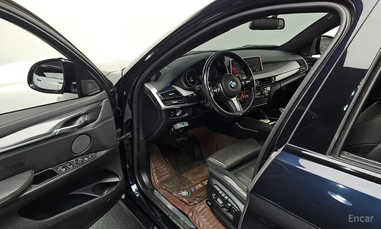 BMW X6 xDrive 40d M Sport/ХАРМАН/ХЕДЪП/ПОДГРЕВ/ПАМЕТ/360, снимка 11 - Автомобили и джипове - 55833156