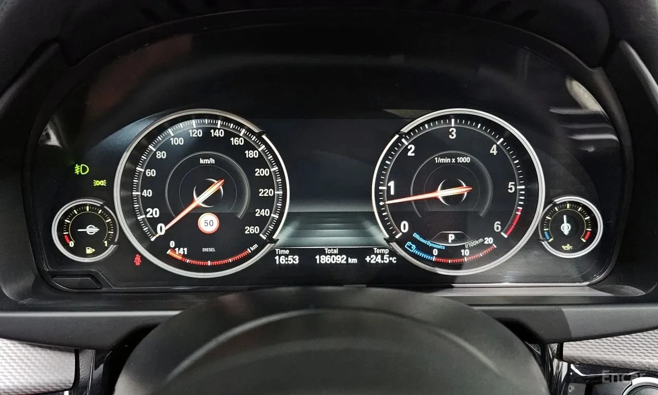 BMW X6 xDrive 40d M Sport/ХАРМАН/ХЕДЪП/ПОДГРЕВ/ПАМЕТ/360, снимка 8 - Автомобили и джипове - 55833156
