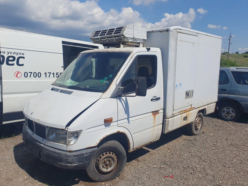 Mercedes-Benz Sprinter 2.3d/на части , снимка 1 - Бусове и автобуси - 41437546